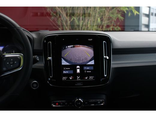 Volvo  XC40 Volvo 1.5 T5 Recharge R-Design | Trekhaak | Camera | Stuur/stoelverwarming ActivLease financial lease