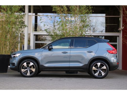 Volvo  XC40 Volvo 1.5 T5 Recharge R-Design | Trekhaak | Camera | Stuur/stoelverwarming ActivLease financial lease