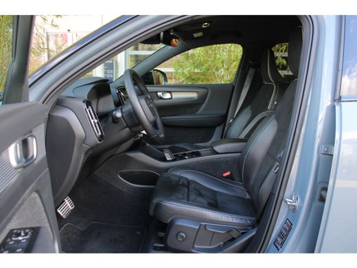 Volvo  XC40 Volvo 1.5 T5 Recharge R-Design | Trekhaak | Camera | Stuur/stoelverwarming ActivLease financial lease