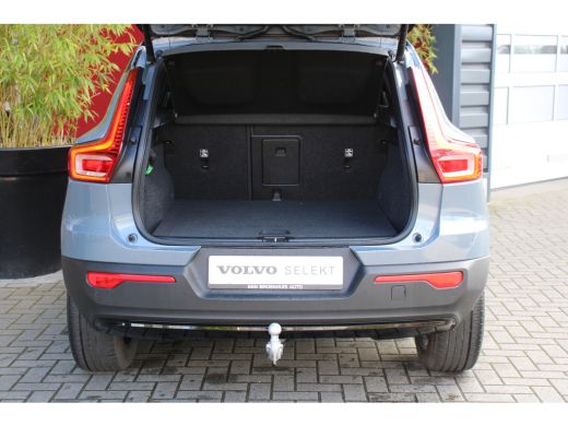 Volvo  XC40 Volvo 1.5 T5 Recharge R-Design | Trekhaak | Camera | Stuur/stoelverwarming ActivLease financial lease