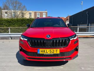 Skoda Karoq 1.5 TSI ACT Sportline Business | ACC | PDC V+A | Camera achter | Apple Carplay | Lage KM stand!
