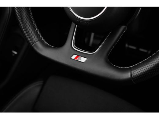 Audi A4 Avant 35 TFSI S edition ActivLease financial lease