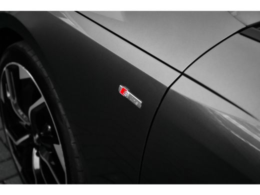 Audi A4 Avant 35 TFSI S edition ActivLease financial lease