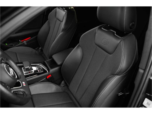 Audi A4 Avant 35 TFSI S edition ActivLease financial lease