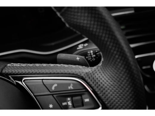 Audi A4 Avant 35 TFSI S edition ActivLease financial lease