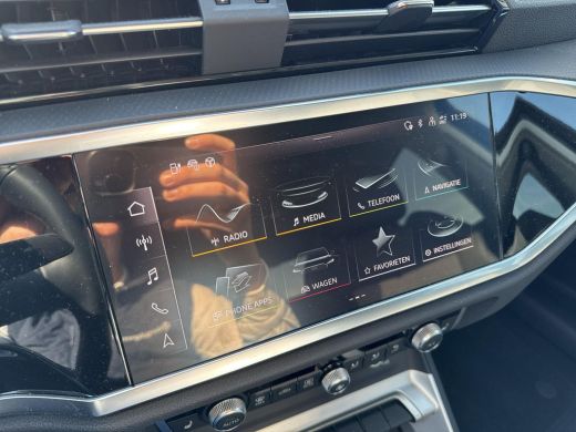 Audi Q3 45 TFSI e S edition | PHEV | Trekhaak | Elec. A-Klep | 19Inch | Leder-alcantara | 6.023Km | ActivLease financial lease