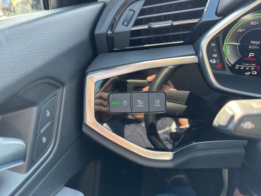 Audi Q3 45 TFSI e S edition | PHEV | Trekhaak | Elec. A-Klep | 19Inch | Leder-alcantara | 6.023Km | ActivLease financial lease