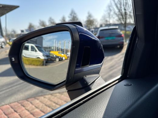 Audi Q3 45 TFSI e S edition | PHEV | Trekhaak | Elec. A-Klep | 19Inch | Leder-alcantara | 6.023Km | ActivLease financial lease