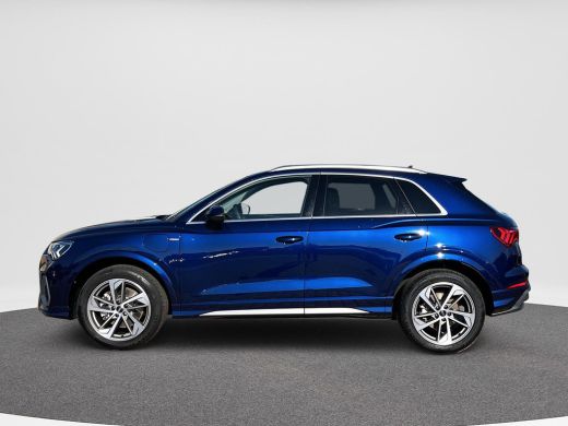 Audi Q3 45 TFSI e S edition | PHEV | Trekhaak | Elec. A-Klep | 19Inch | Leder-alcantara | 6.023Km | ActivLease financial lease