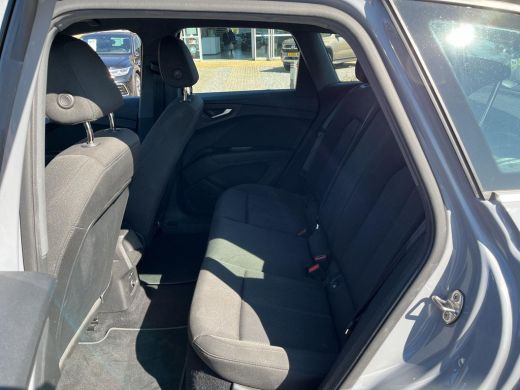 Audi Q4 e-tron 35 170Pk 55 kWh | 170 pk | Clima | PDC | ActivLease financial lease