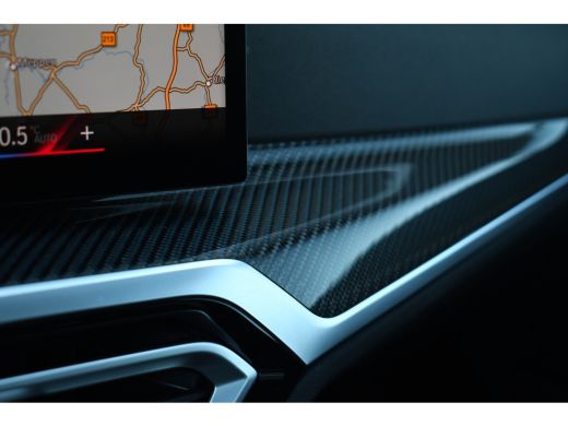 BMW 3 Serie Touring 330e M-Sport Pano Trekh ACC El-zetel HUD Carbon 19inch Adp-onderstel ActivLease financial lease