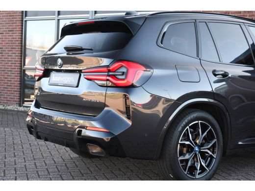 BMW X3 xDrive30e M-Sport Pano El-zetels HUD HiFi Camera Gesture ActivLease financial lease