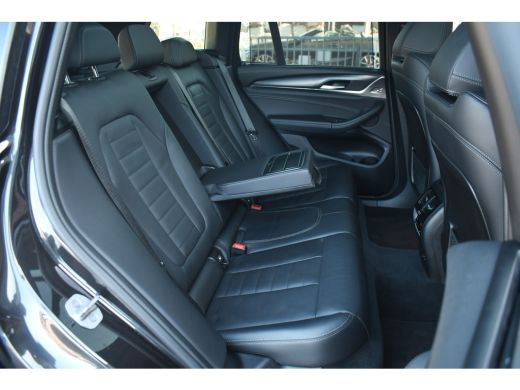 BMW X3 xDrive30e M-Sport Pano El-zetels HUD HiFi Camera Gesture ActivLease financial lease
