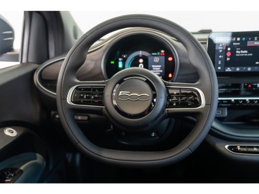 Fiat 500E Giorgio Armani Edition 42 kWh Automaat ActivLease financial lease