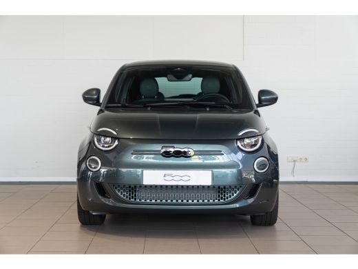 Fiat 500E Giorgio Armani Edition 42 kWh Automaat ActivLease financial lease