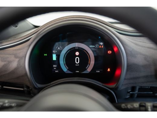Fiat 500E Giorgio Armani Edition 42 kWh Automaat ActivLease financial lease