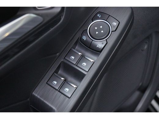Ford Kuga 2.5 PHEV ST-LINE | NL-AUTO! | CAMERA | STANDVERWARMING | NAVI | CLIMA | CRUISE | PARKEERSENSOREN ... ActivLease financial lease