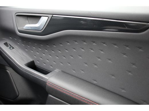 Ford Kuga 2.5 PHEV ST-LINE | NL-AUTO! | CAMERA | STANDVERWARMING | NAVI | CLIMA | CRUISE | PARKEERSENSOREN ... ActivLease financial lease