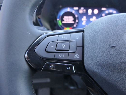 Ford Transit Connect 1.5 EcoBoost PHEV L2 Limited | Sport | Verlaagd | 19 Inch | Trekhaak | Camera | BLIS | Camera | A... ActivLease financial lease