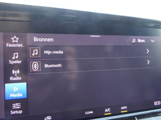 Ford Transit Connect Ford 1.5 EcoBoost PHEV L2 Limited | Sport | Verlaagd | 19 Inch | Trekhaak | Camera | BLIS | Camer... ActivLease financial lease
