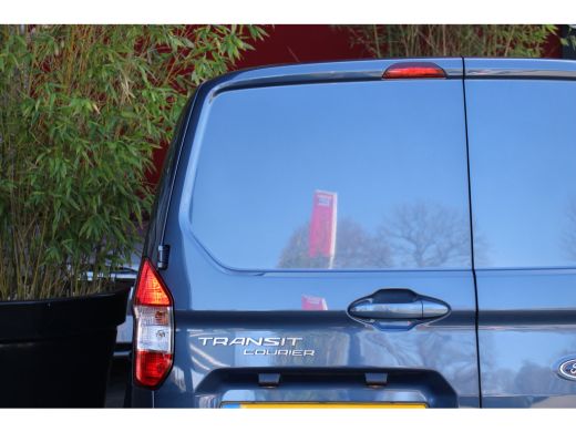 Ford Transit Courier Ford 1.5 TDCI 100PK Limited 5 jaar fabrieksgarantie | winterpack | betonplex vloer ActivLease financial lease
