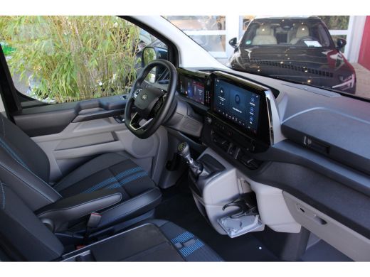 Ford Transit Custom Ford 300 2.0 150 pk TDCI L2H1 Sport | € 4.920,- Voorraad Voordeel ActivLease financial lease