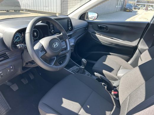 Hyundai i20 1.0 T-GDI Comfort | 2e paasdag geopend! | VOORRAADKORTING | Achteruitrijcamera | Cruise Control |... ActivLease financial lease