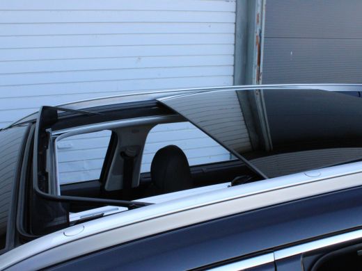Hyundai Santa Fe Hyundai 1.6 T-GDI PHEV Premium Sky | Elektrisch glazen panorama-dak | Elektrisch verstelb. bestuu... ActivLease financial lease