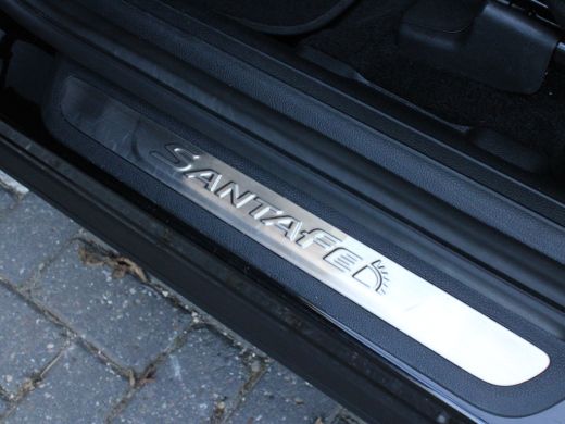 Hyundai Santa Fe Hyundai 1.6 T-GDI PHEV Premium Sky | Elektrisch glazen panorama-dak | Elektrisch verstelb. bestuu... ActivLease financial lease