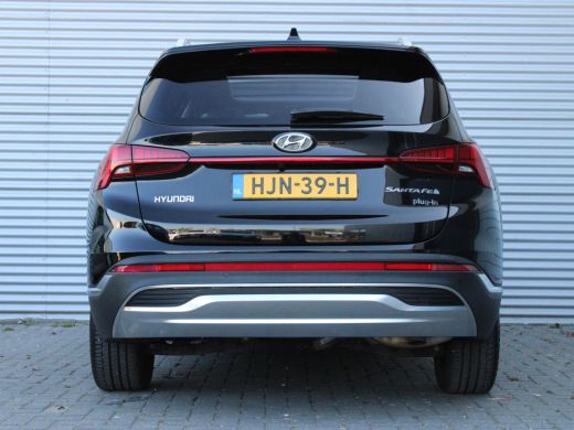 Hyundai Santa Fe Hyundai 1.6 T-GDI PHEV Premium Sky | Elektrisch glazen panorama-dak | Elektrisch verstelb. bestuu... ActivLease financial lease