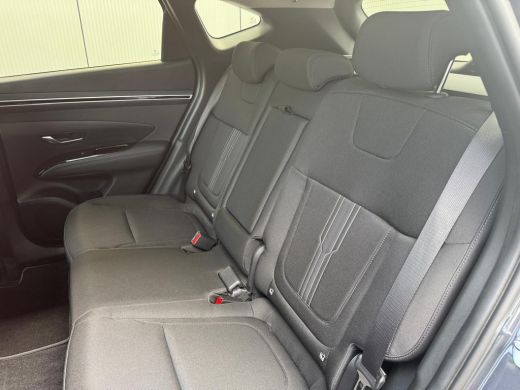Hyundai Tucson Hyundai 1.6 T-GDI 265pk PHEV Comfort Smart 4WD Climate | Camera | Carplay | Keyless | Navigatie |... ActivLease financial lease