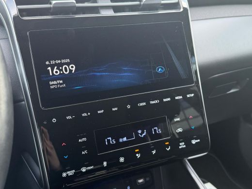 Hyundai Tucson Hyundai 1.6 T-GDI 265pk PHEV Comfort Smart 4WD Climate | Camera | Carplay | Keyless | Navigatie |... ActivLease financial lease