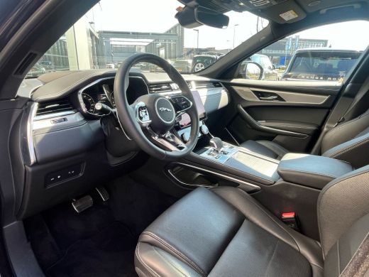 Jaguar F-Pace P400e R-Dynamic SE | 22 Inch | Head-up | Panoramadak | Cold Climate | Verw. achterbank ActivLease financial lease