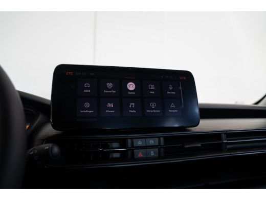 Jeep Avenger 1.2 Altitude | Navigatie | Keyless | 18 inch lichtmetaal | Climate Controle | Camera | ActivLease financial lease