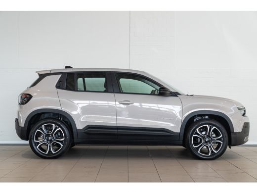 Jeep Avenger 1.2 Altitude | Navigatie | Keyless | 18 inch lichtmetaal | Climate Controle | Camera | ActivLease financial lease