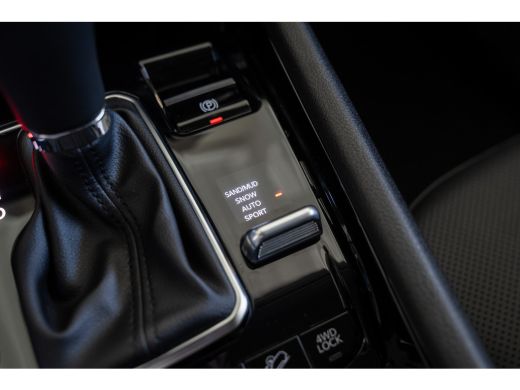 Jeep Compass Jeep 4xe 240 Plug-in Hybrid Electric Summit | Camera | Safety Pack | Winter pack | Apple Carplay ... ActivLease financial lease