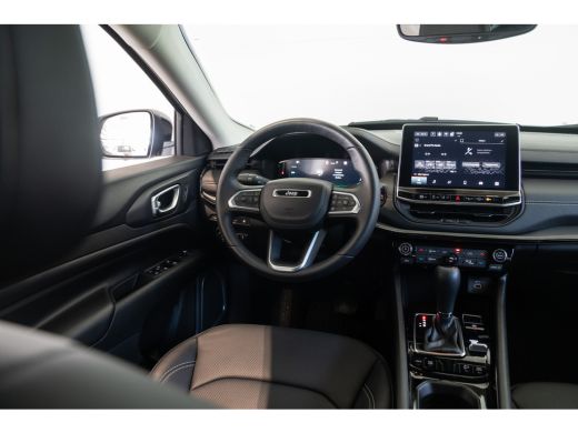 Jeep Compass Jeep 4xe 240 Plug-in Hybrid Electric Summit | Camera | Safety Pack | Winter pack | Apple Carplay ... ActivLease financial lease
