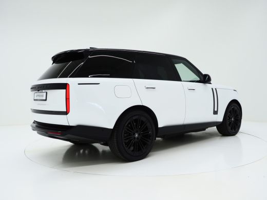 Land Rover Range Rover P460e HSE | 23 Inch Gloss Black | Shadow Pack | El.trekhaak | Pano | Head-up ActivLease financial lease