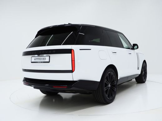 Land Rover Range Rover P460e HSE | 23 Inch Gloss Black | Shadow Pack | El.trekhaak | Pano | Head-up ActivLease financial lease