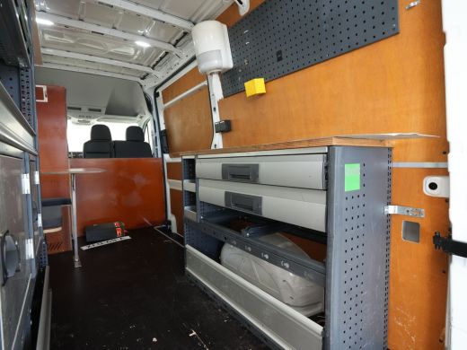 MAN TGE 35 2.0 140pk DSG Standaard Hoog Navigatie Camera Trekhaak Cruise ActivLease financial lease