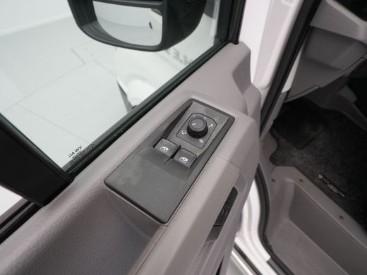 MAN TGE 35 2.0 140pk DSG Standaard Hoog Navigatie Camera Trekhaak Cruise ActivLease financial lease