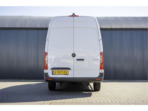 Mercedes Sprinter 311 CDI L3H2 | CarPlay | Climate | Camera | Inrichting | Omvormer | Oprijplaat | Euro 6 ActivLease financial lease
