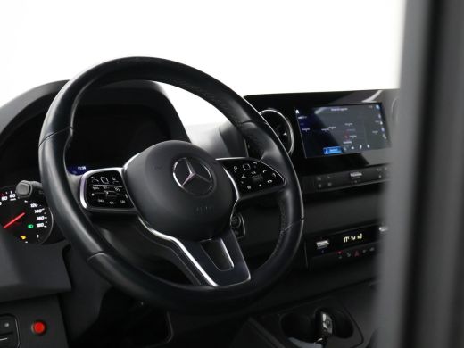 Mercedes Sprinter 319 3.0 V6 190 PK AUT. 5-PERS DUBBEL CABINE + STANDKACHEL | 2 SCHUIFD. | LEDER | PREMIUM AUDIO ActivLease financial lease