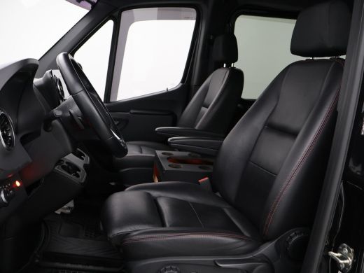 Mercedes Sprinter 319 3.0 V6 190 PK AUT. 5-PERS DUBBEL CABINE + STANDKACHEL | 2 SCHUIFD. | LEDER | PREMIUM AUDIO ActivLease financial lease