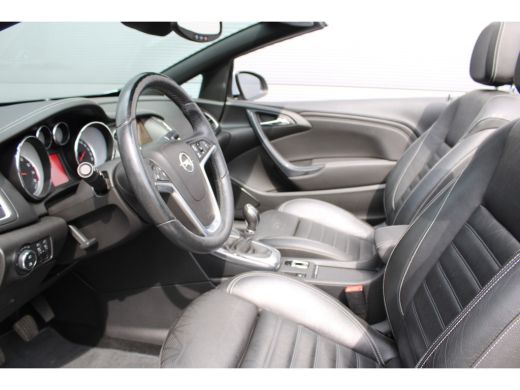 Opel Cascada Opel 1.4 TURBO 140PK INNOVATION+ / NAVI / LEDER / CLIMA / LED / AGR / PDC / 19" LMV / CAMERA / / ... ActivLease financial lease