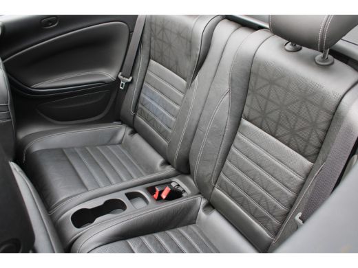 Opel Cascada Opel 1.4 TURBO 140PK INNOVATION+ / NAVI / LEDER / CLIMA / LED / AGR / PDC / 19" LMV / CAMERA / / ... ActivLease financial lease