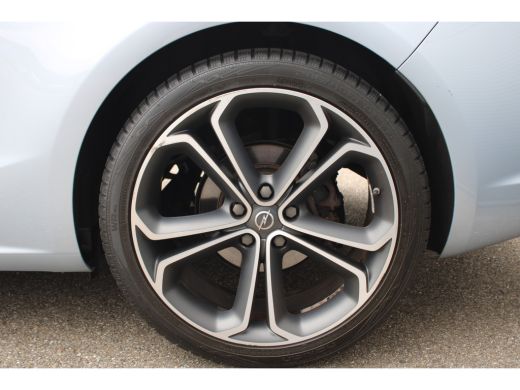 Opel Cascada Opel 1.4 TURBO 140PK INNOVATION+ / NAVI / LEDER / CLIMA / LED / AGR / PDC / 19" LMV / CAMERA / / ... ActivLease financial lease
