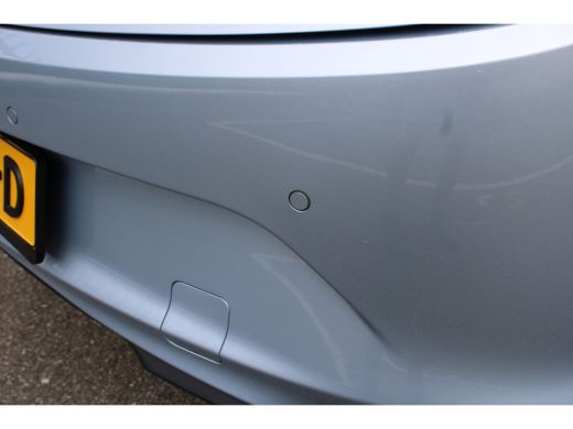 Opel Cascada Opel 1.4 TURBO 140PK INNOVATION+ / NAVI / LEDER / CLIMA / LED / AGR / PDC / 19" LMV / CAMERA / / ... ActivLease financial lease