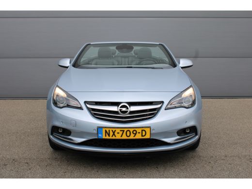 Opel Cascada Opel 1.4 TURBO 140PK INNOVATION+ / NAVI / LEDER / CLIMA / LED / AGR / PDC / 19" LMV / CAMERA / / ... ActivLease financial lease