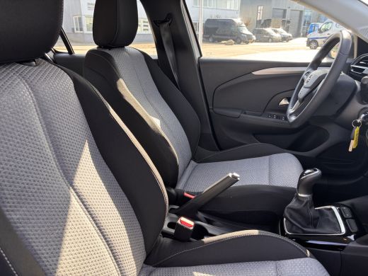 Opel Corsa Opel 1.2 Edition 75PK | Achteruitrijcamera | Parkeersensoren voor & achter | Apple carplay / Andr... ActivLease financial lease